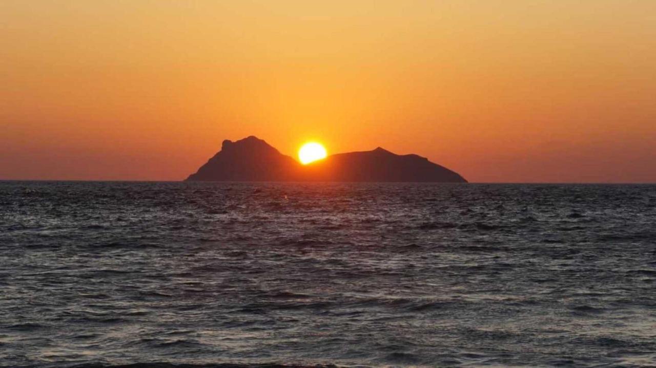 Villa Kornaros Kalamaki  Bagian luar foto
